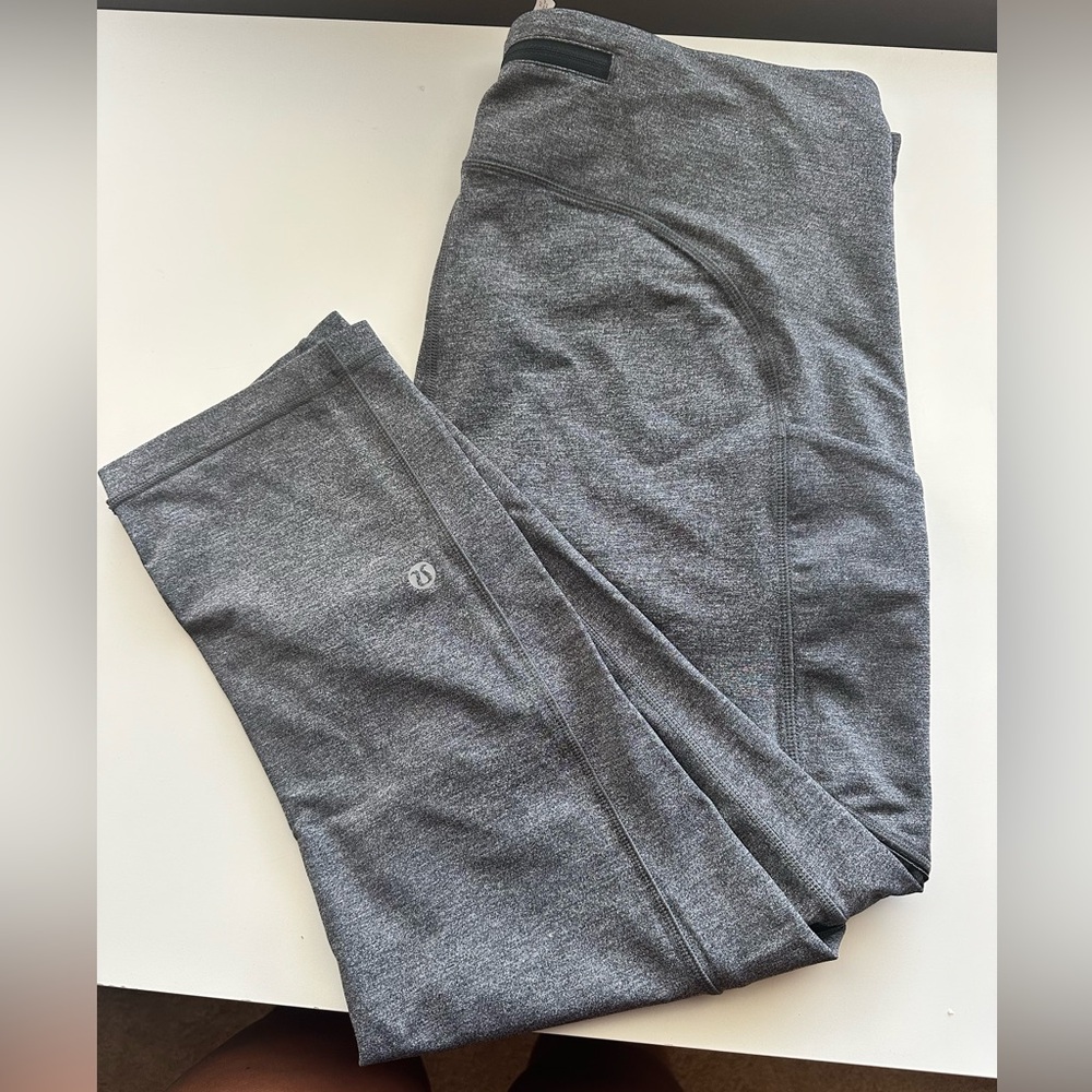 Lululemon Capri Leggings Pockets